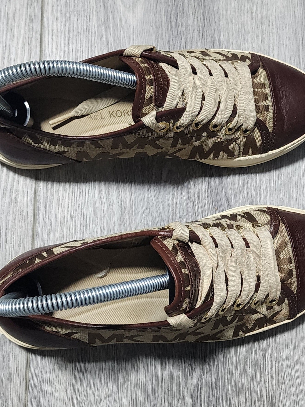 Michael Kors Mocha Signature Canvas City Sneakers Womens Size 6 - Picture 5 of 7
